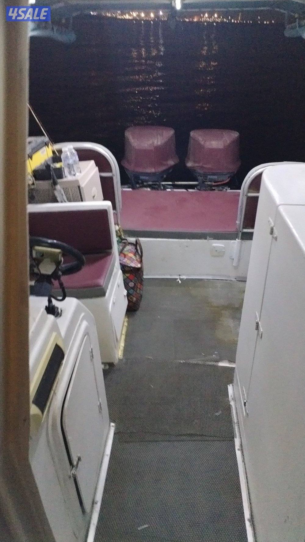 طراد 28 قدم  كاسر الأمواج مصنع السندباد الأمارات3