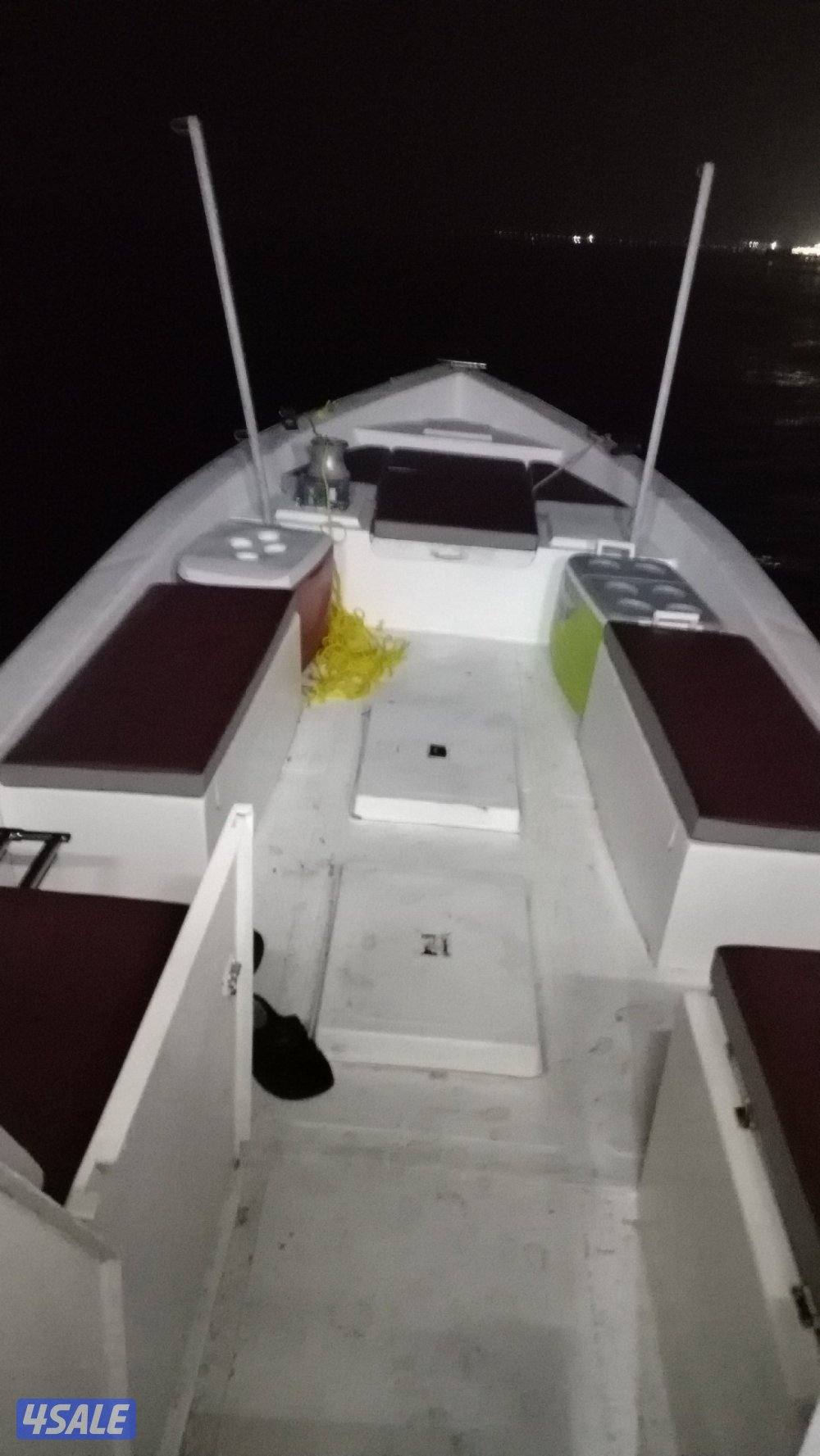 طراد 28 قدم  كاسر الأمواج مصنع السندباد الأمارات4