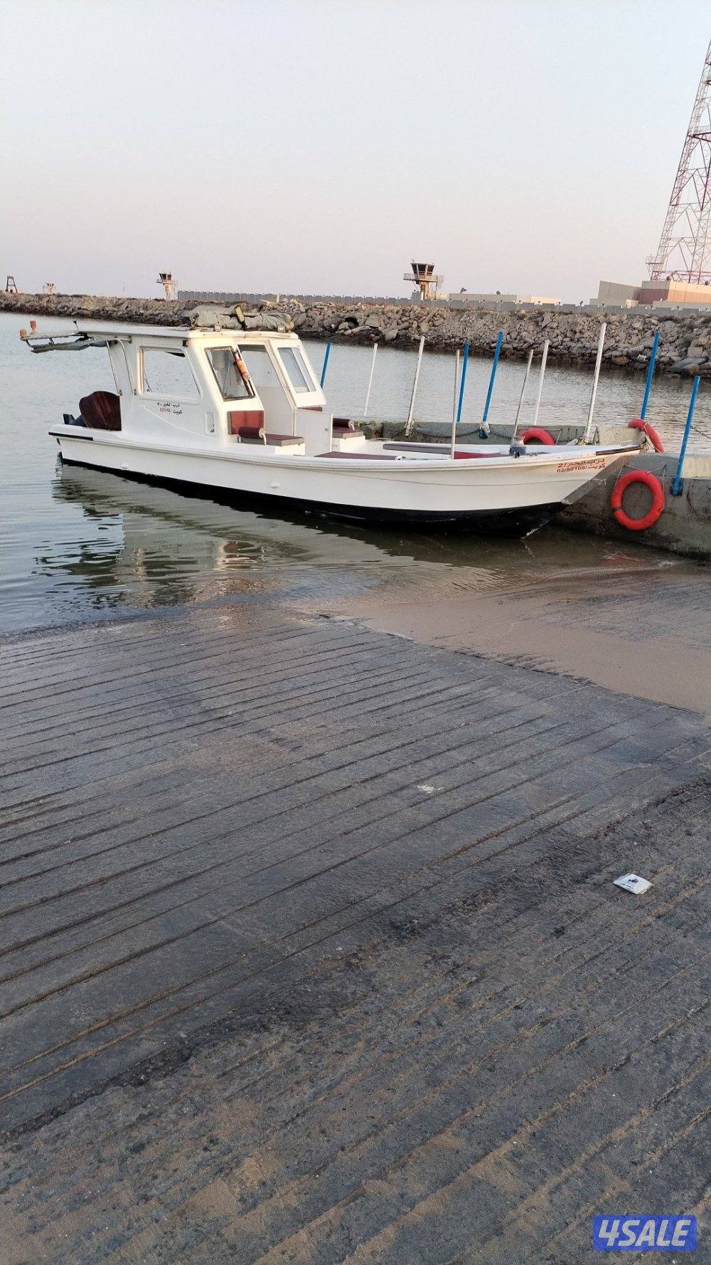 طراد 28 قدم  كاسر الأمواج مصنع السندباد الأمارات15