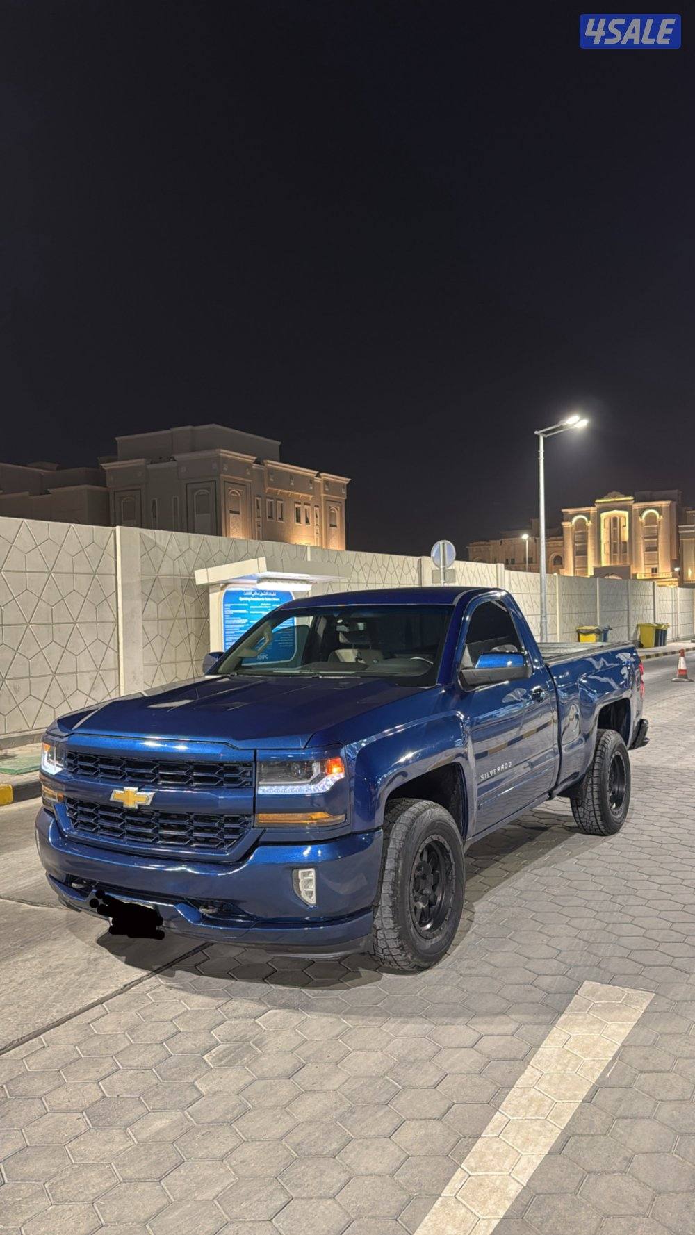 للبيع سلفرادو 2017 LT وارد الغانم ماشي 200 شرط الفحص0