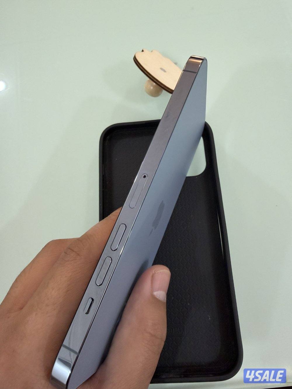 iPhone 13 pro max 128 GB3