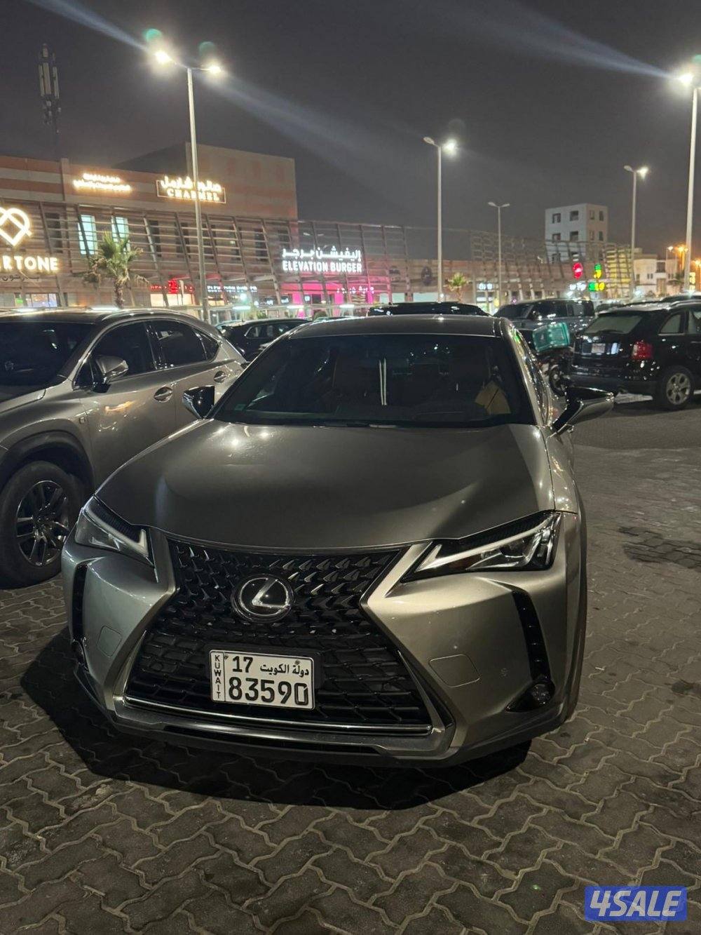 للبيع لكزس UX 2019  صبغ وكاله2