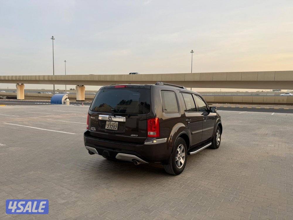 2015 كامل المواصفات بحاله الوكاله4