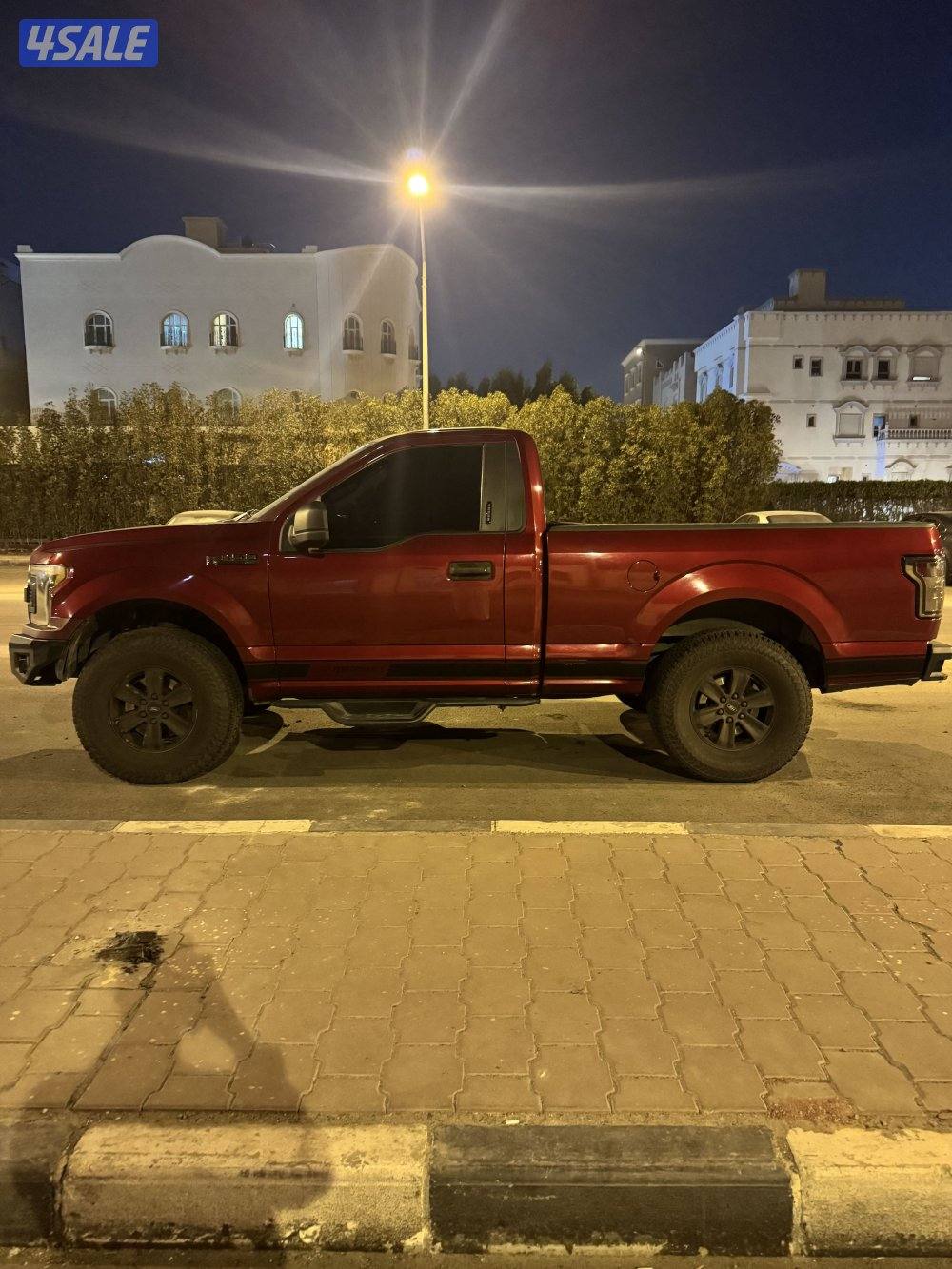 للبيع وانيت فورد f1502