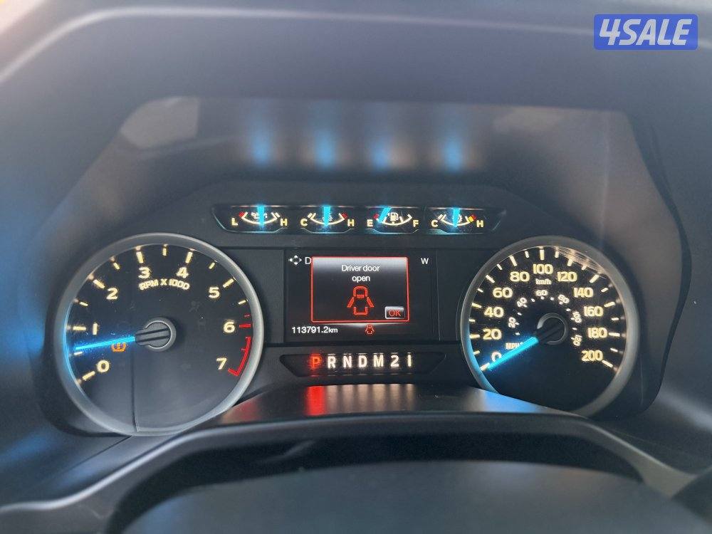 وانيت فورد 2015 بحالة المصنع9