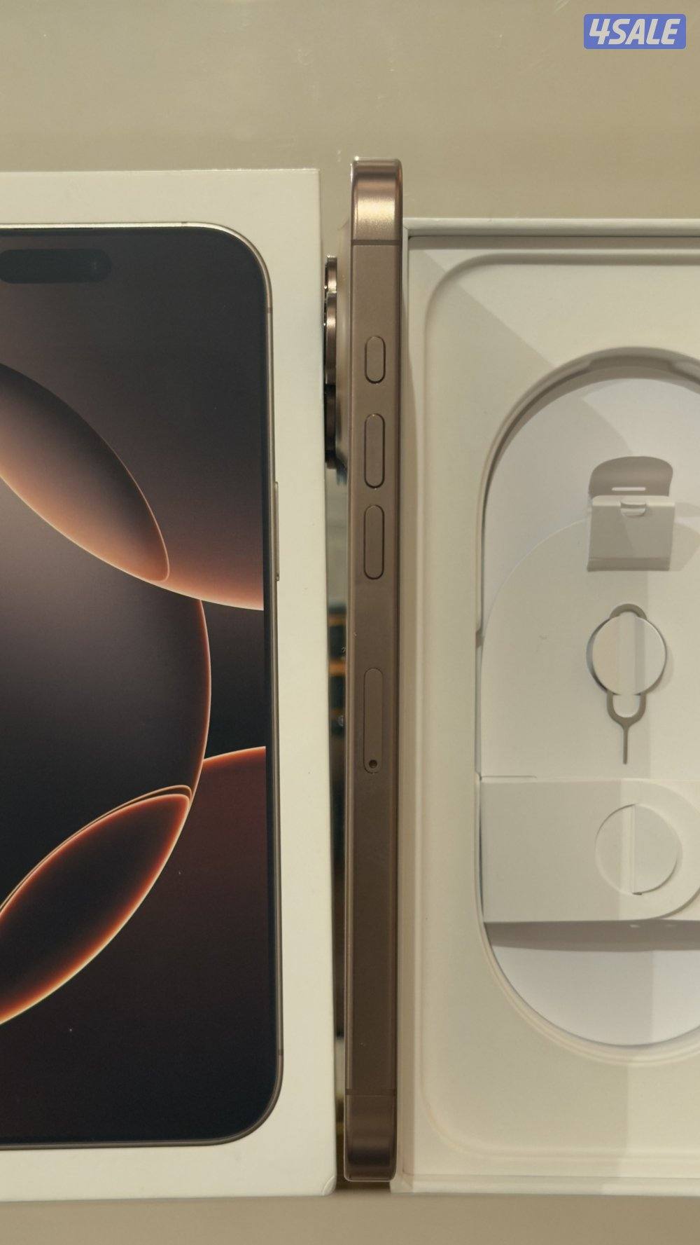 للبيع ابفون 16 برو ماكس 256GB بطارية 94% في كفالة لشهر 19