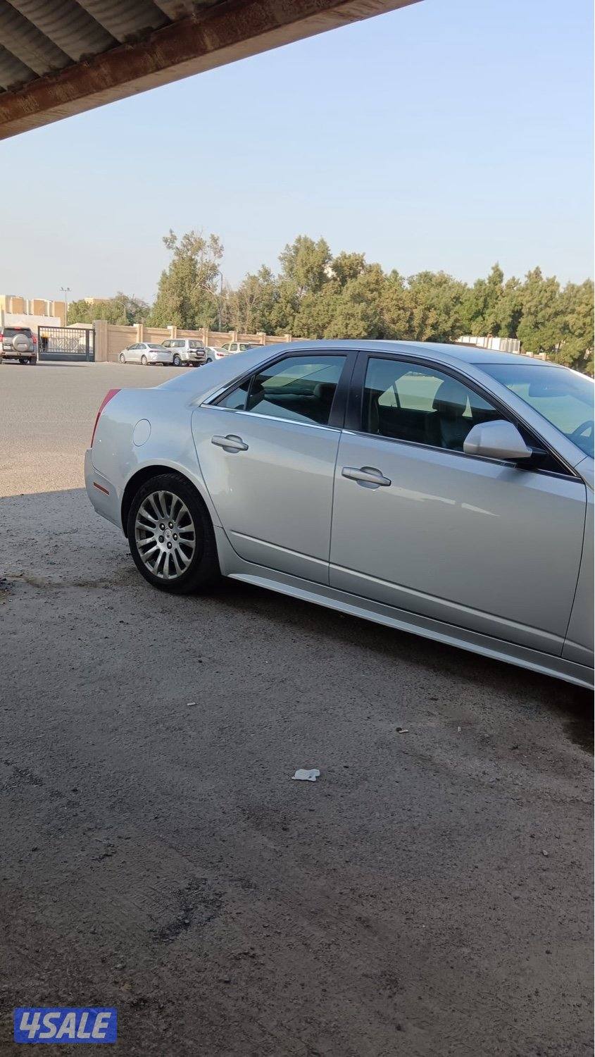 للبيع كاديلاك 2012 بيعة سريعة5