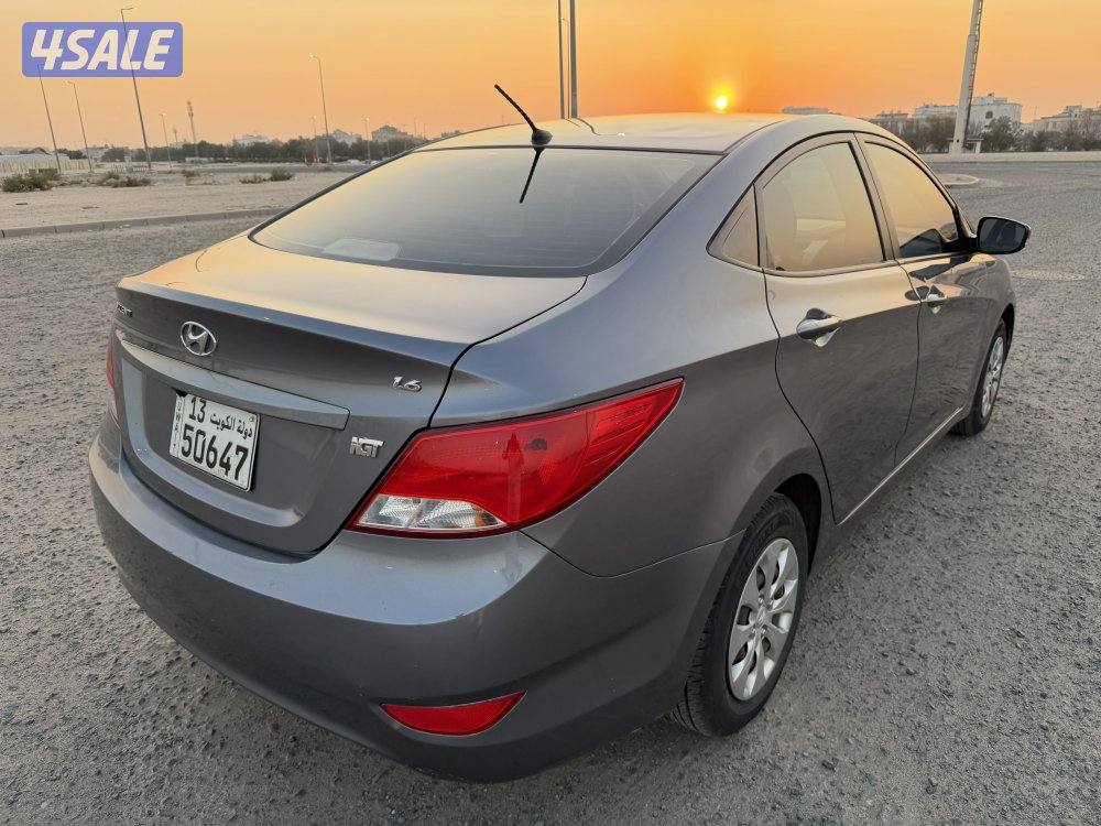 اكسنت 2016 بحالة المصنع كالجديد0