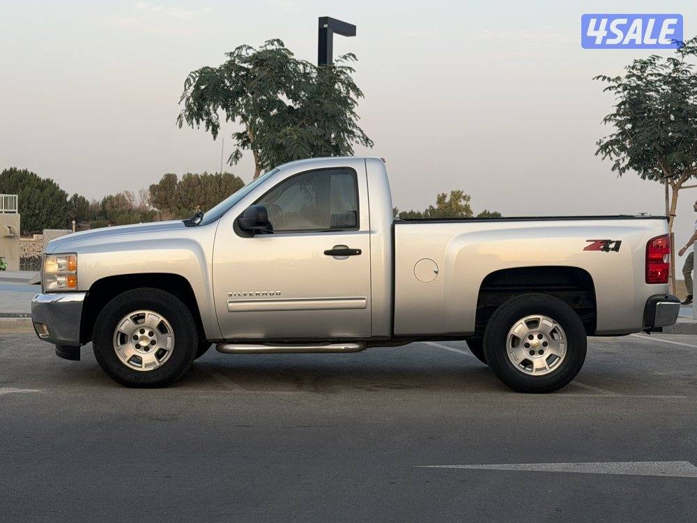 للبيع سلفرادو 20124