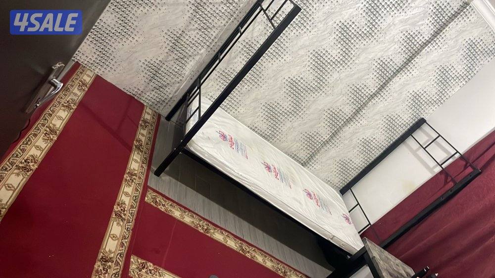 مطلوب شخصين غير مدخنين2