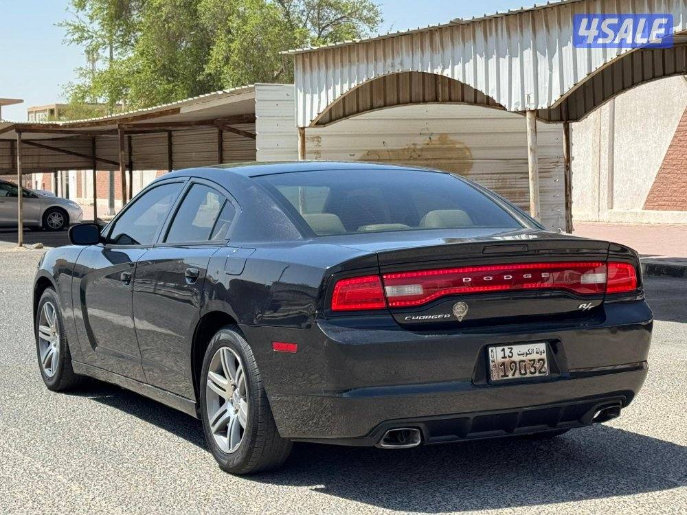 للبيع دودج جارجر 20143