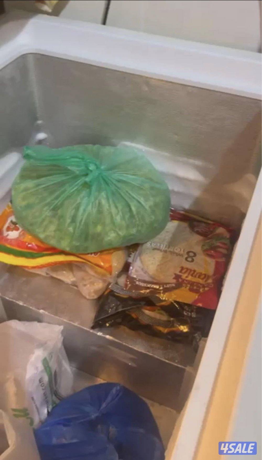 Big chest freezer  immediately sale 490 ltr whirlpool made in Italy1