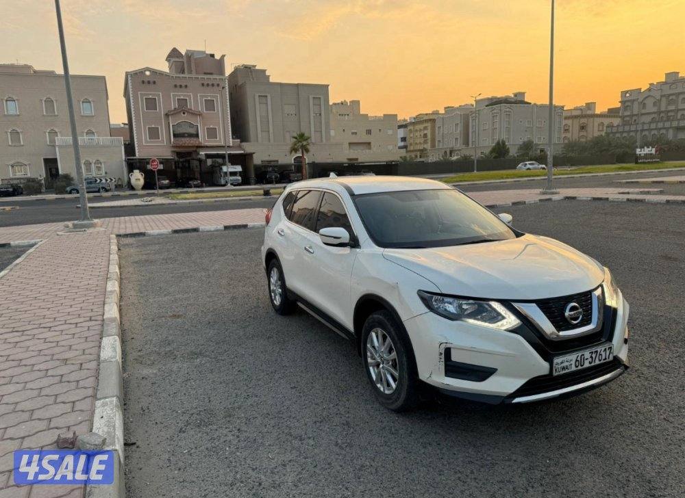 جيب نيسان اكسترل موديل ٢٠٢١ ماشي ٧٨ الف صبغ وكاله سيرفس منتظم1