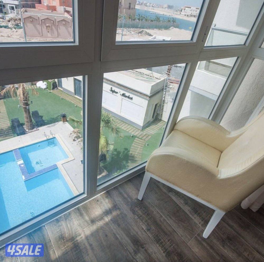 للايجار شاليهات برايفت وشقق عالخور شباب عوايل متوفر راس السنه بأسعار 🔥0