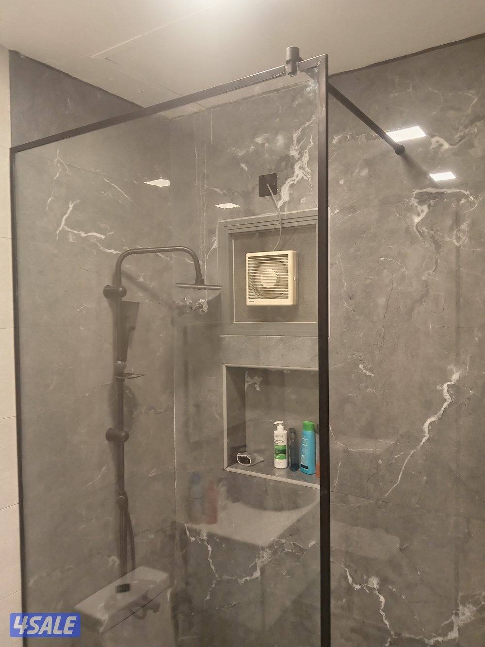 لجميع اعمال الزجاج السكوريت والشور بوكس والدونيات والمرايا وبديل الخشب5