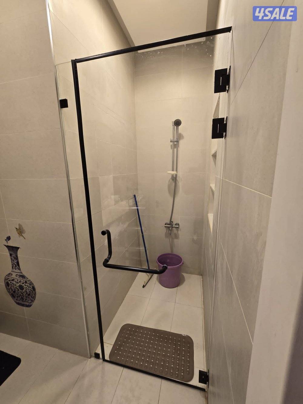 لجميع اعمال الزجاج السكوريت والشور بوكس والدونيات والمرايا وبديل الخشب11