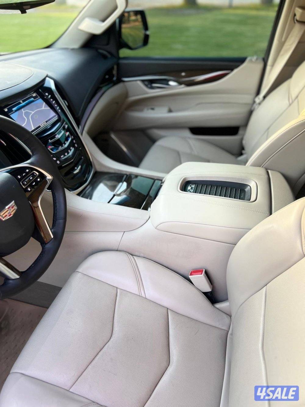 للبيع اسكاليد وكالة الكويت2