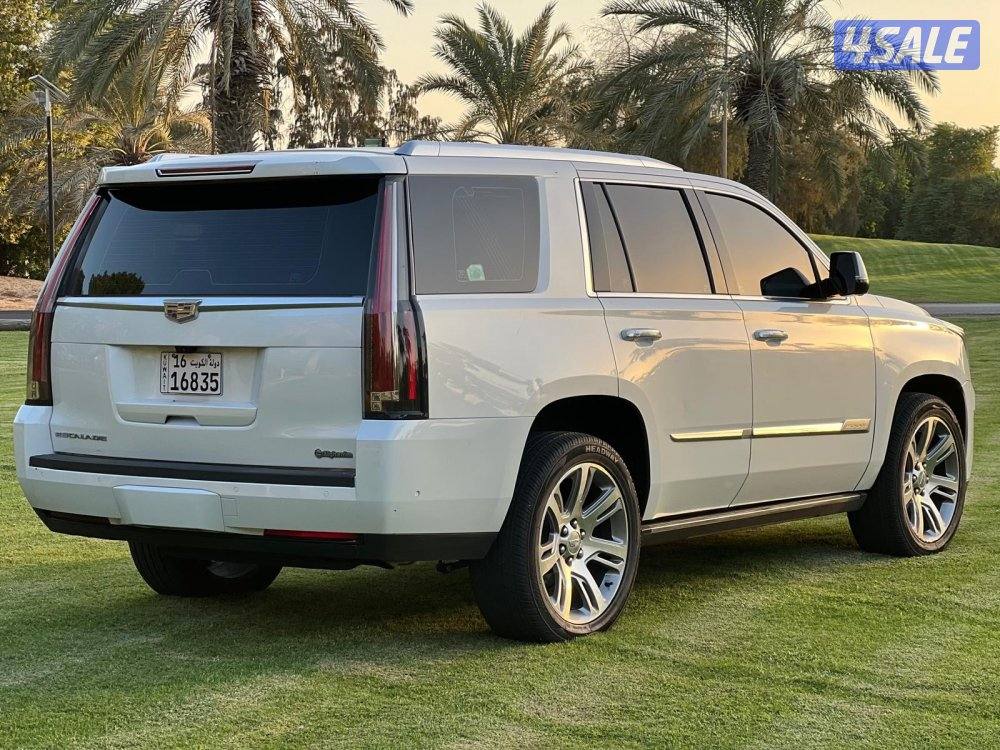 للبيع اسكاليد وكالة الكويت3