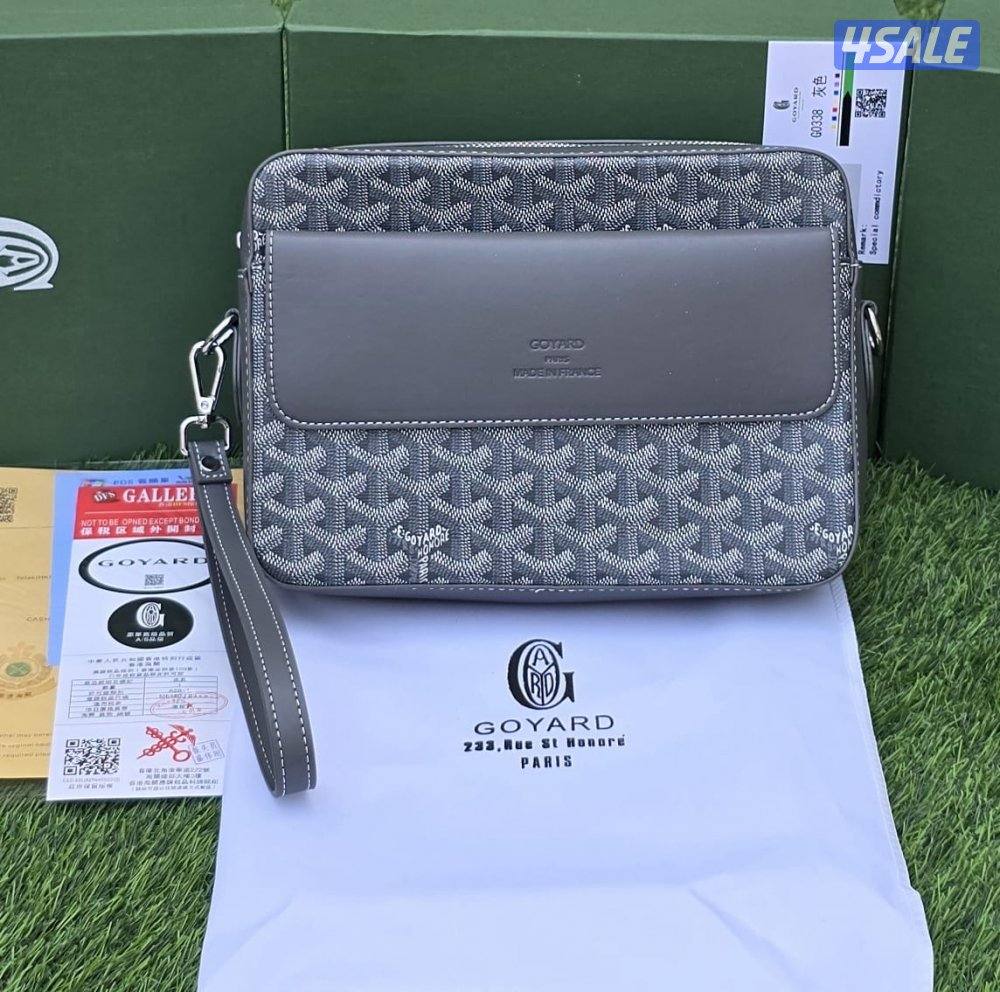 حقائبنا الفاخرة، حيث يجتمع التصميم الراقي مع الجودة التي تدوم.12