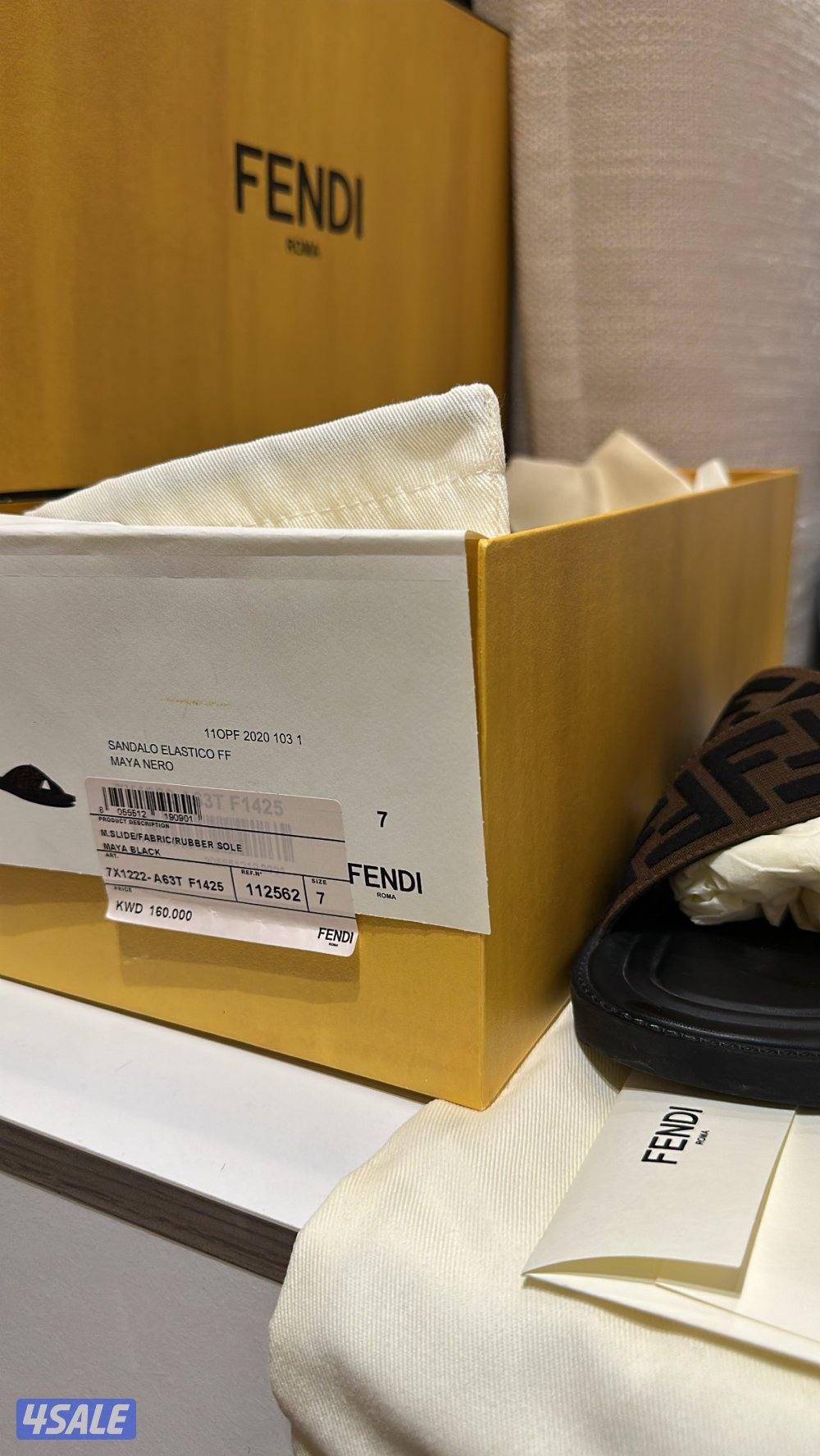 سليبر رجالي فندي3