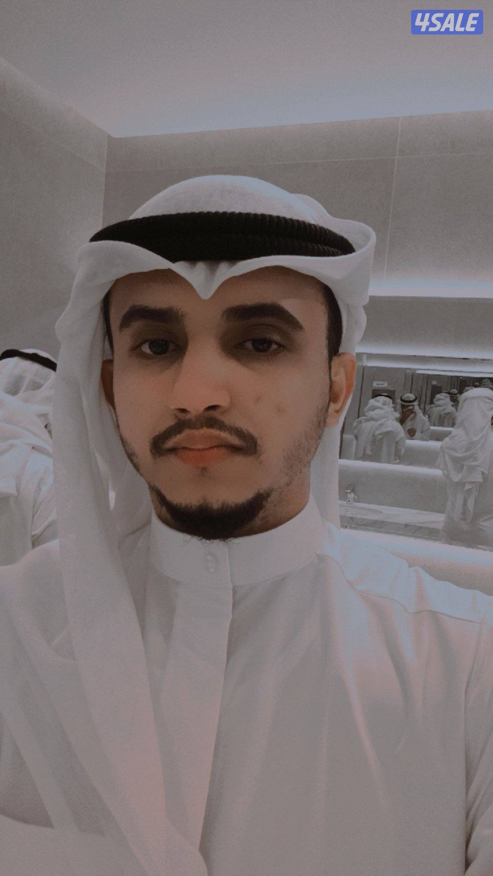 من جنوب اليمن باحث عن عمل ويمتلك رخصه قيادة2