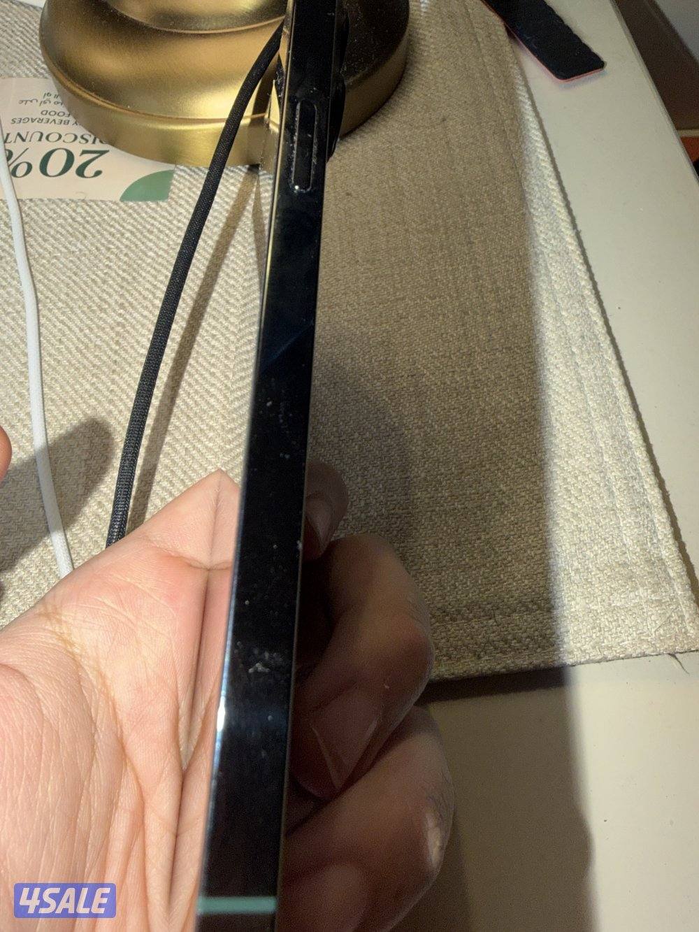 للبيع ايفون 13 برو ماكس اللون زيتي الجهاز جداً نظيف4