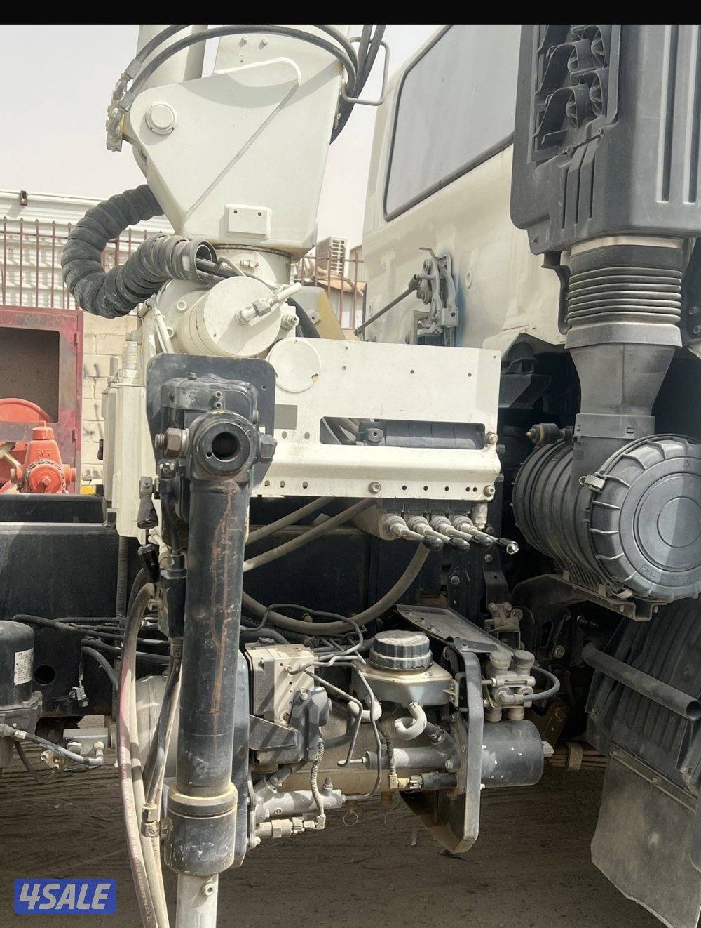 كرين ايطالي نظيف جدا جدا 4طن موديل 2013 هدروليك3