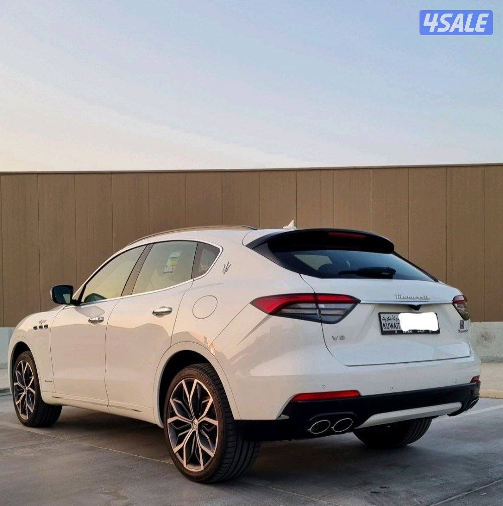 للبيع مازيراتي ليفانتي 2023 تحت الكفالة3