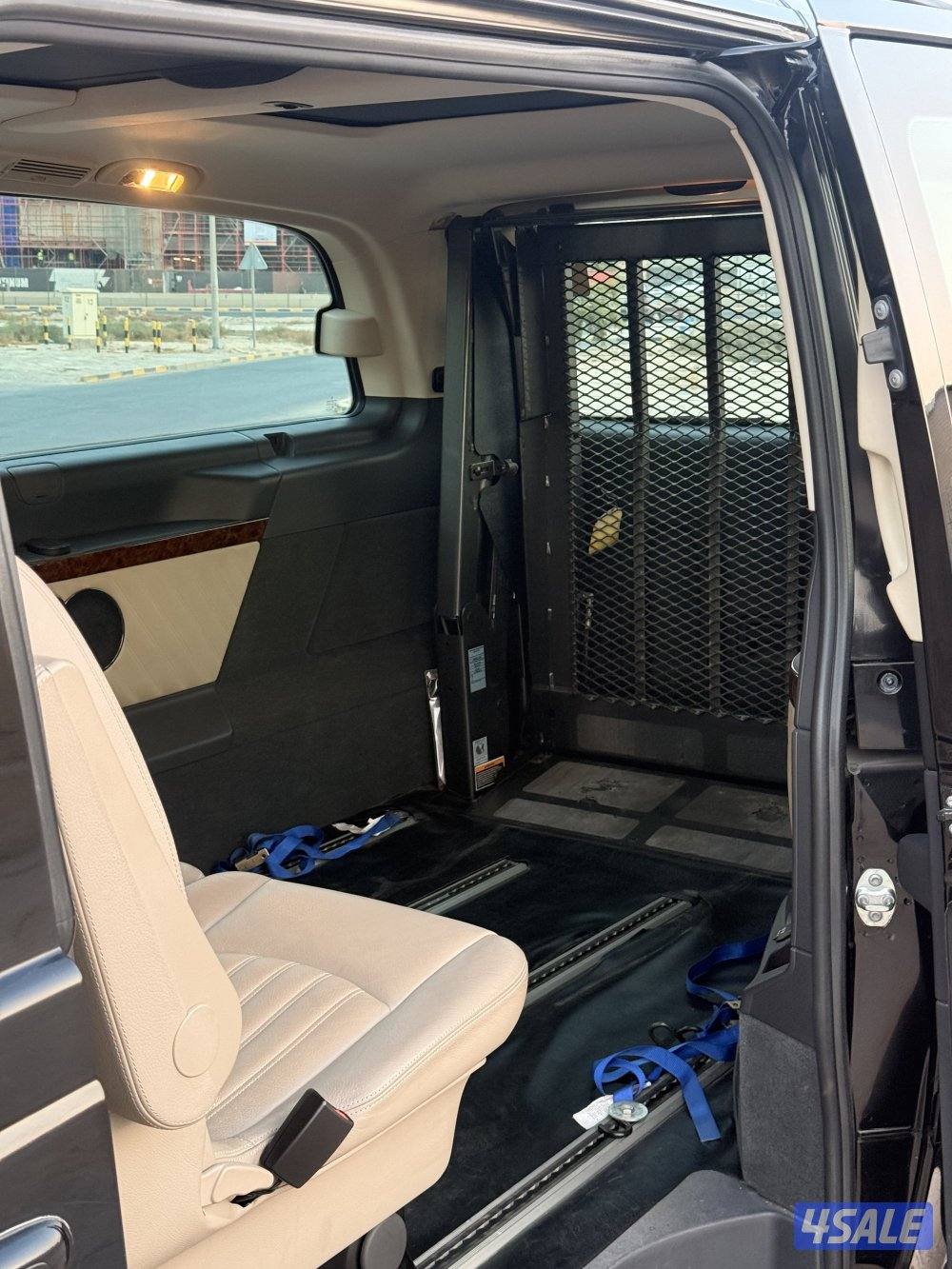 للمعاقين وكبار السن3