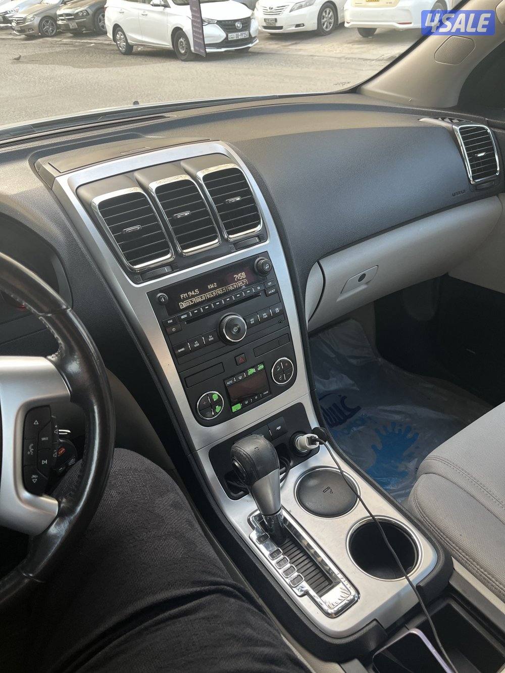 بحالة جيدة جداً GMC أكاديا 20101