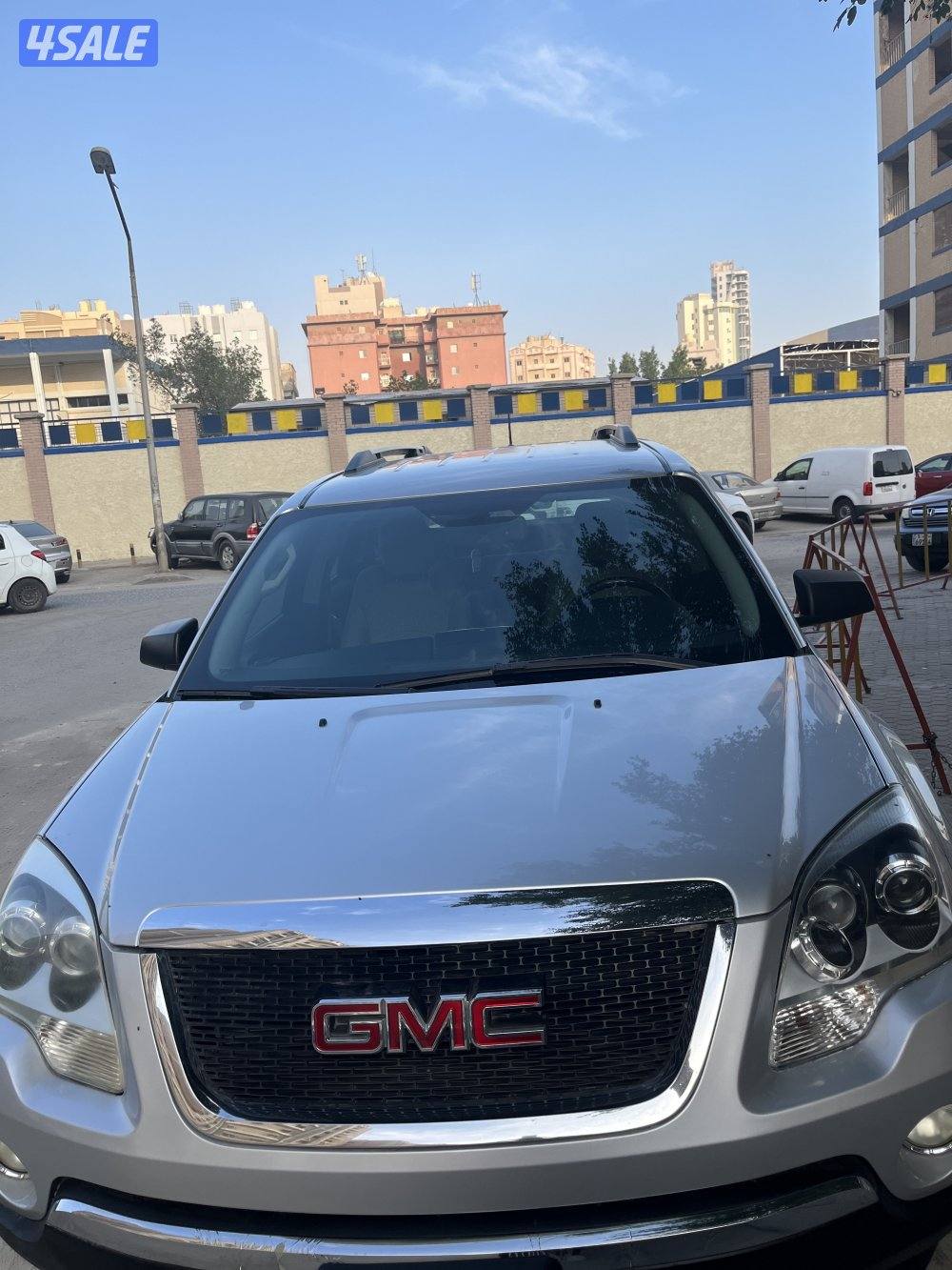 بحالة جيدة جداً GMC أكاديا 20108