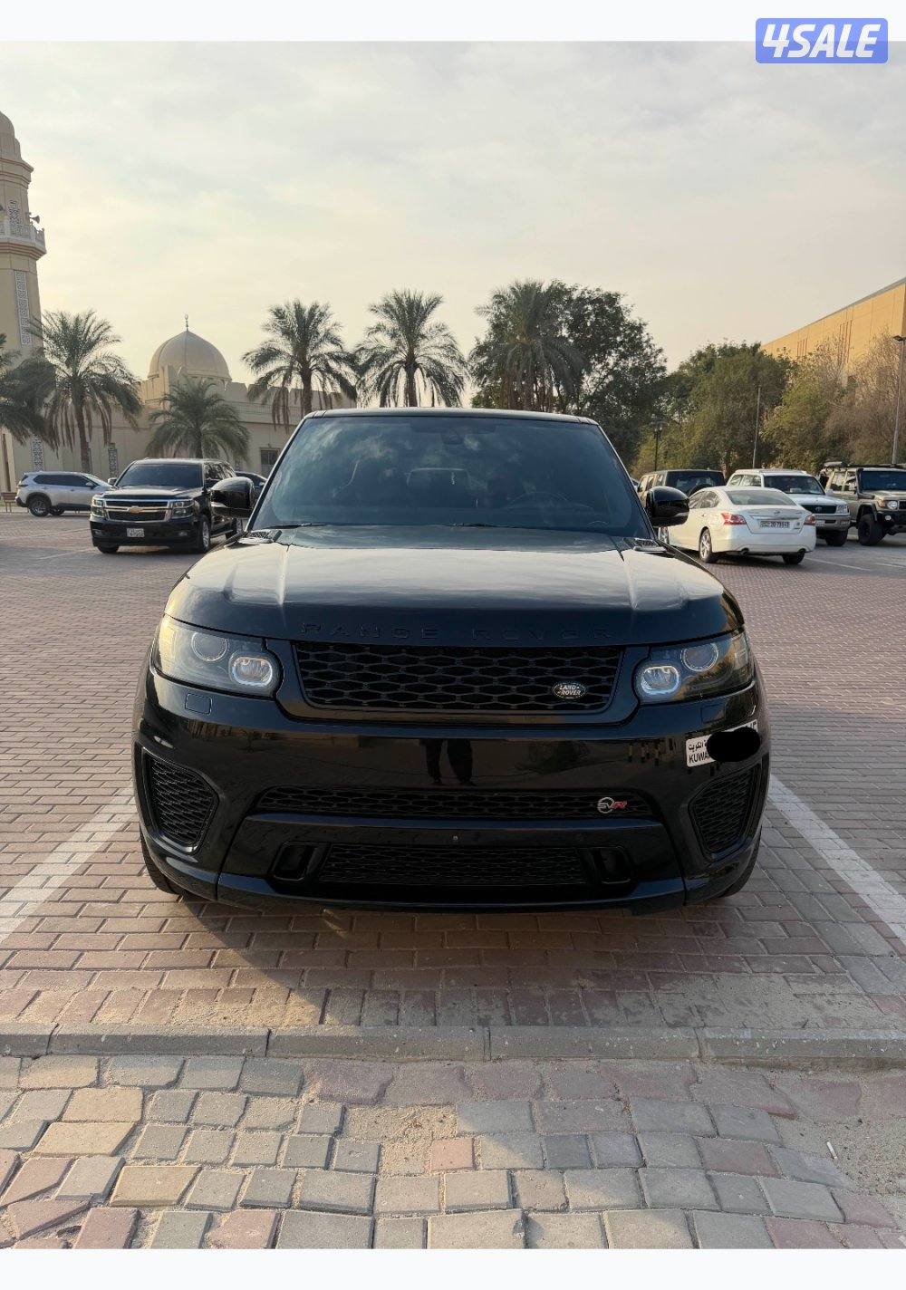 للبيع رنج روفر سبورت SVR اصلي0