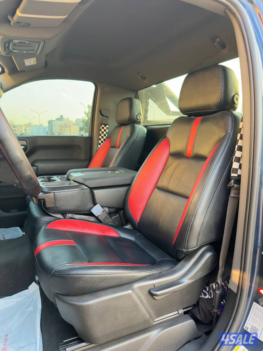 سلفرادو Xtream موديل 2022 ماشي 125 الف9