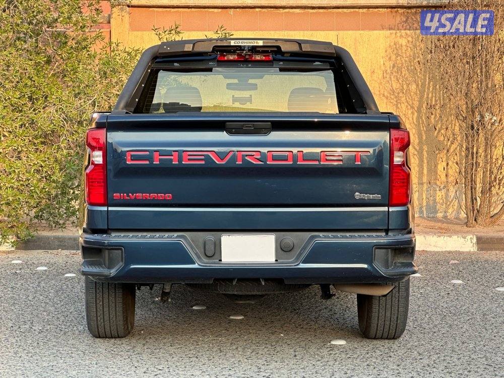 سلفرادو Xtream موديل 2022 ماشي 125 الف8