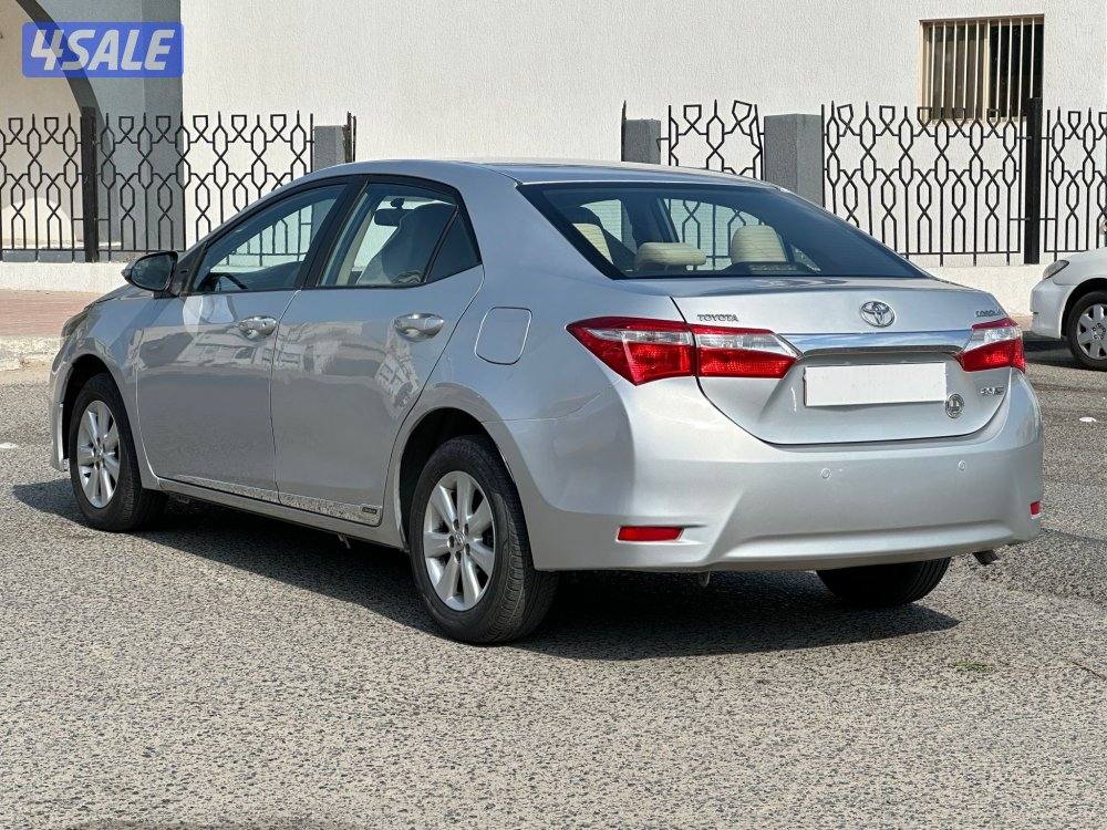 للبيع تويوتا كرولا 20155