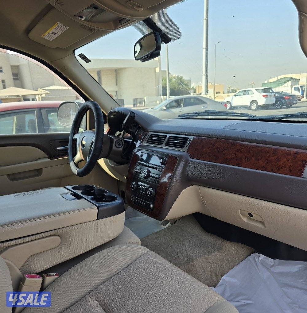 تاهو 2014 LT .. عداد 230 فقط8