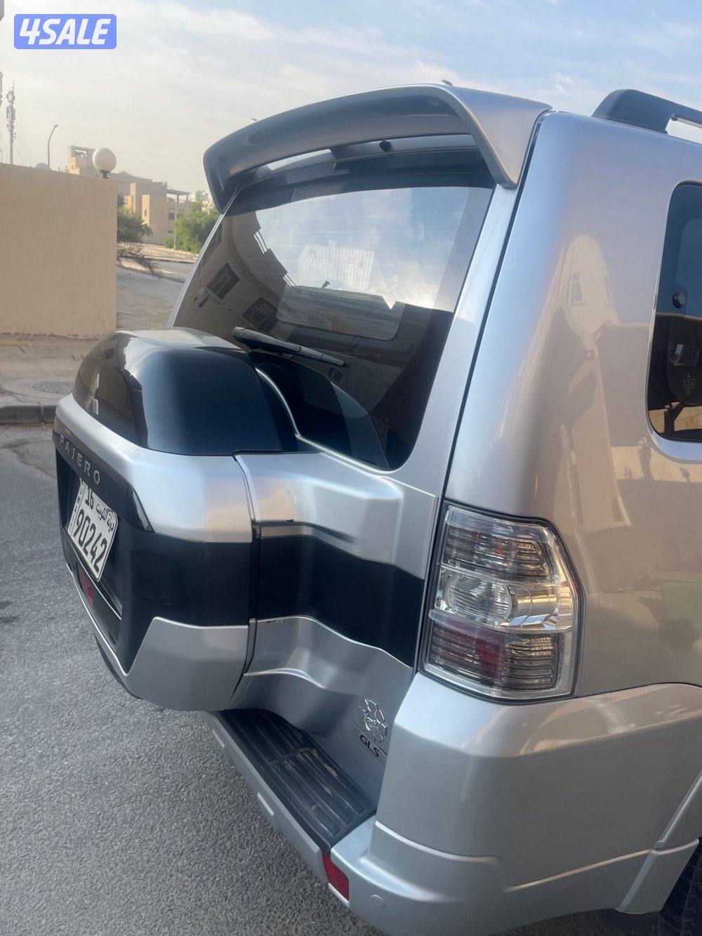 للبيع باجيرو ٢٠١٧ مكينة كبيرة شرط الفحص مكينة قير شاصي البدي فية اصباغ2