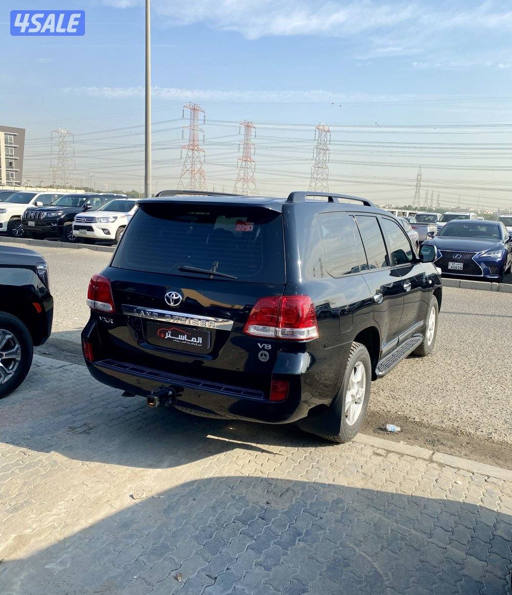 لاند VXR الساير موديل 2010 عداد 1364