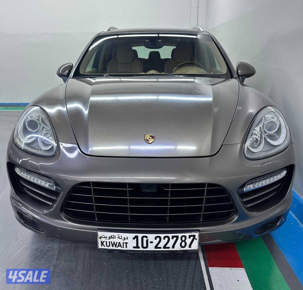 Porsche Cayenne Turbo 20110