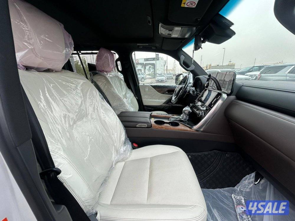 لكزس LX600 درجة اولى twinturbo .V65