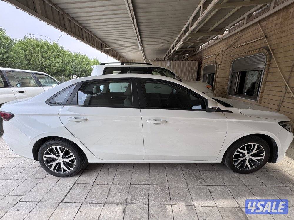 للبيع جيلي امجراند 20250