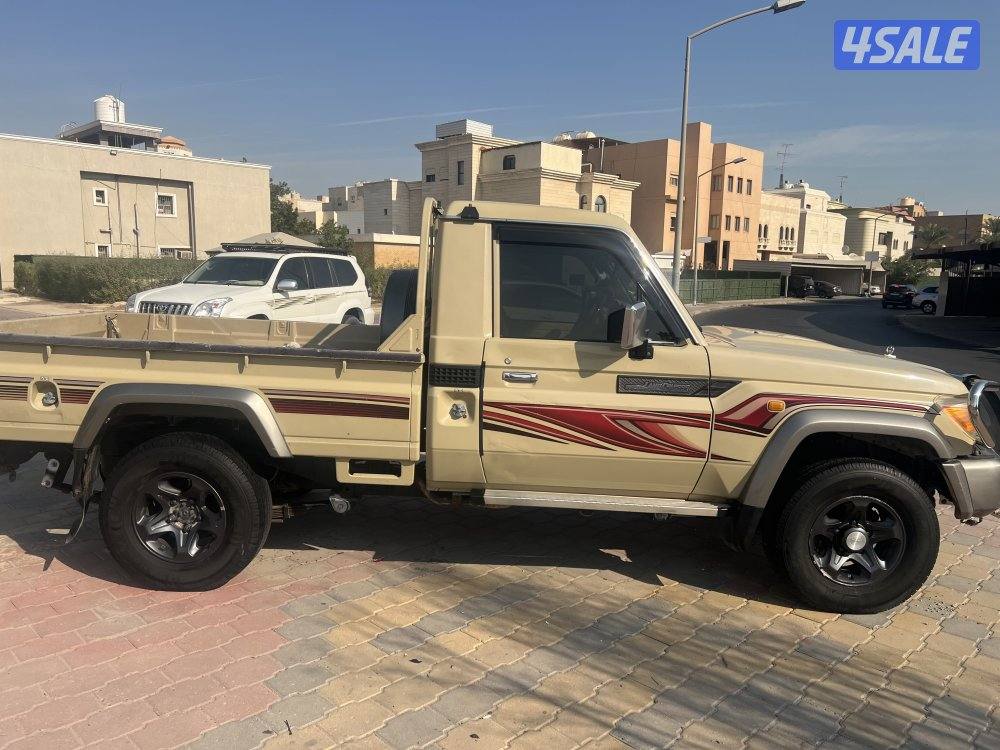 شاص موديل ٢٠١٢ بحاله ممتازه1