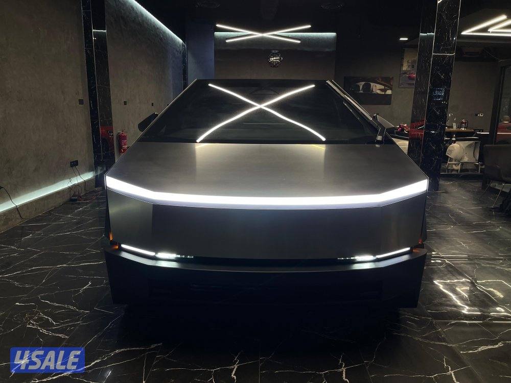 تسلا سايبر تراك3