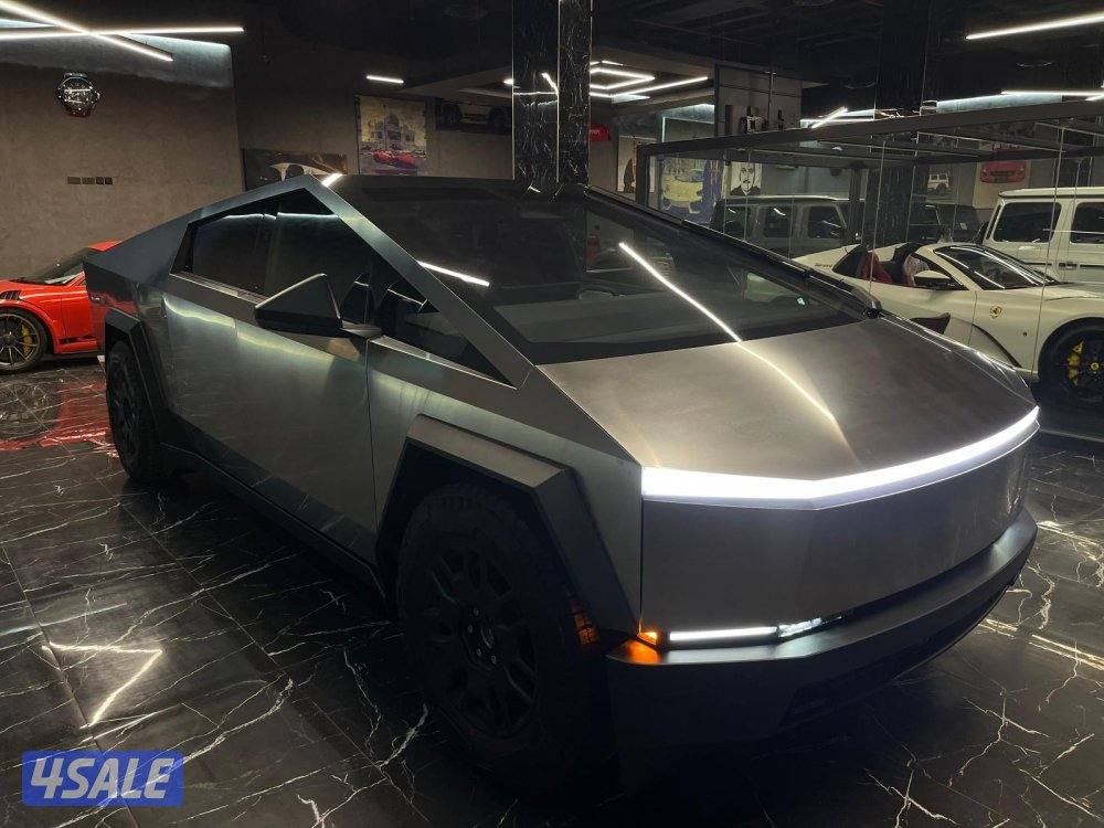 تسلا سايبر تراك4