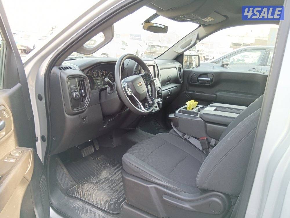 سلفرادو موديل 2020 ماشي 118الف كم صبغ الوكالة شرط الفحص بالكامل7