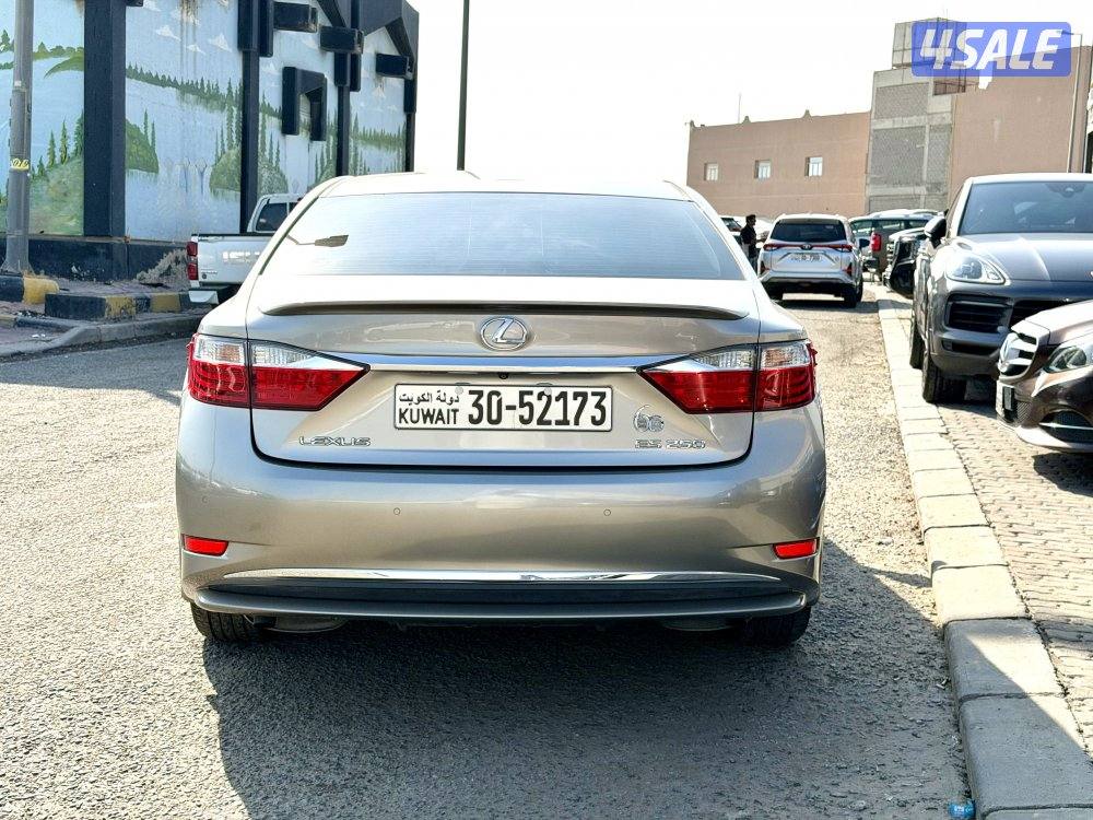 لكزس ES 250 الساير 20151