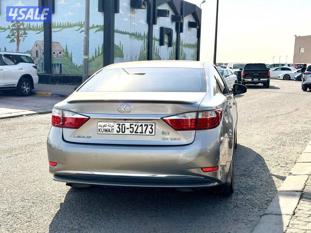 لكزس ES 250 الساير 20153