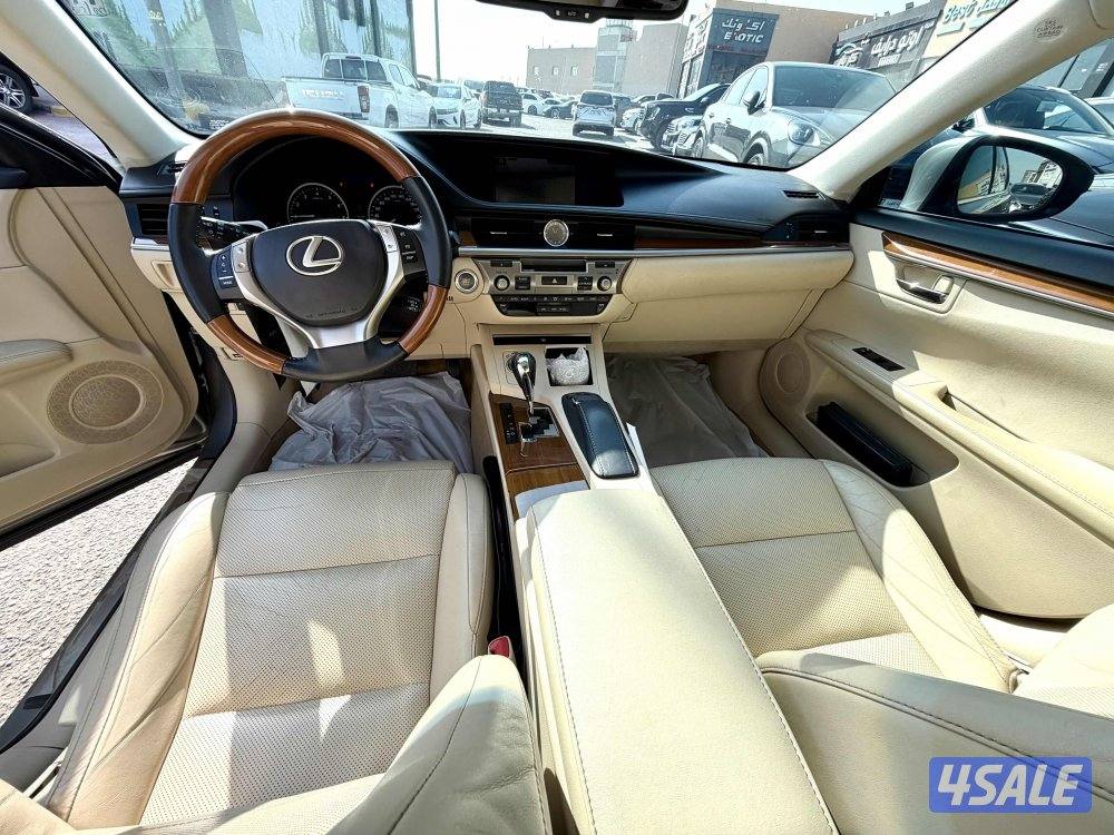 لكزس ES 250 الساير 20159
