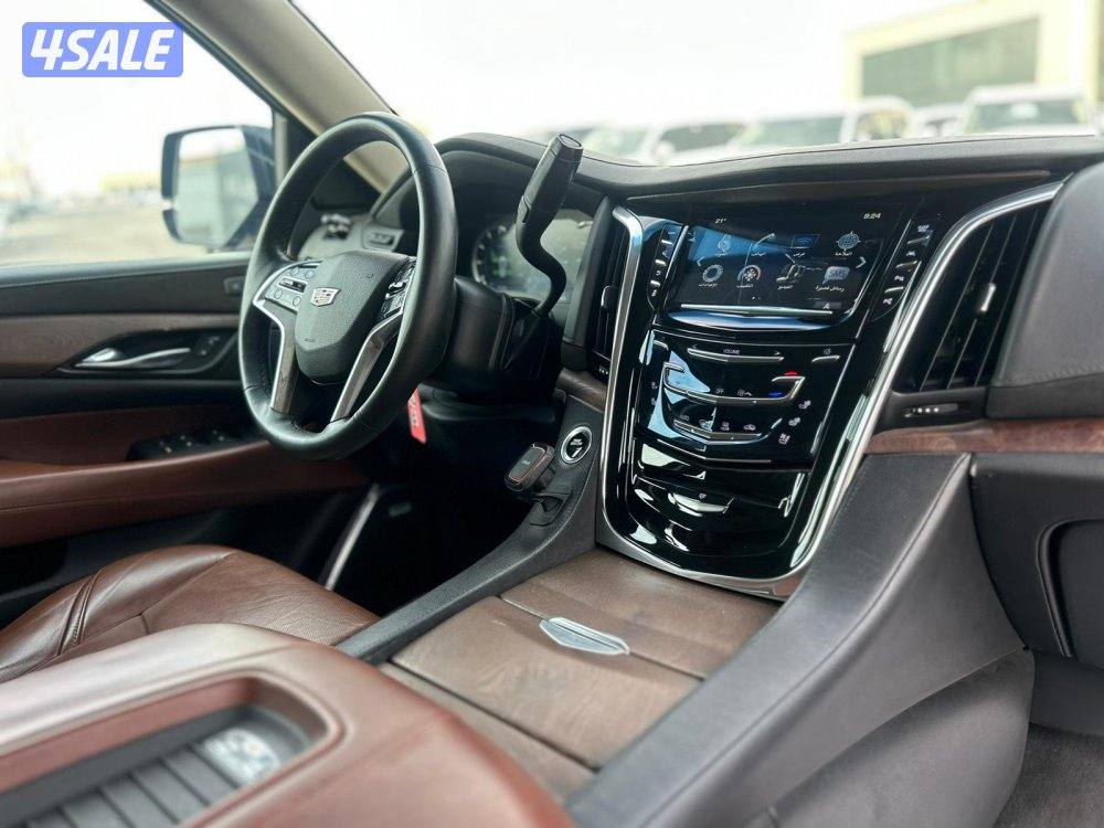 كاديلاك اسكاليد .V87