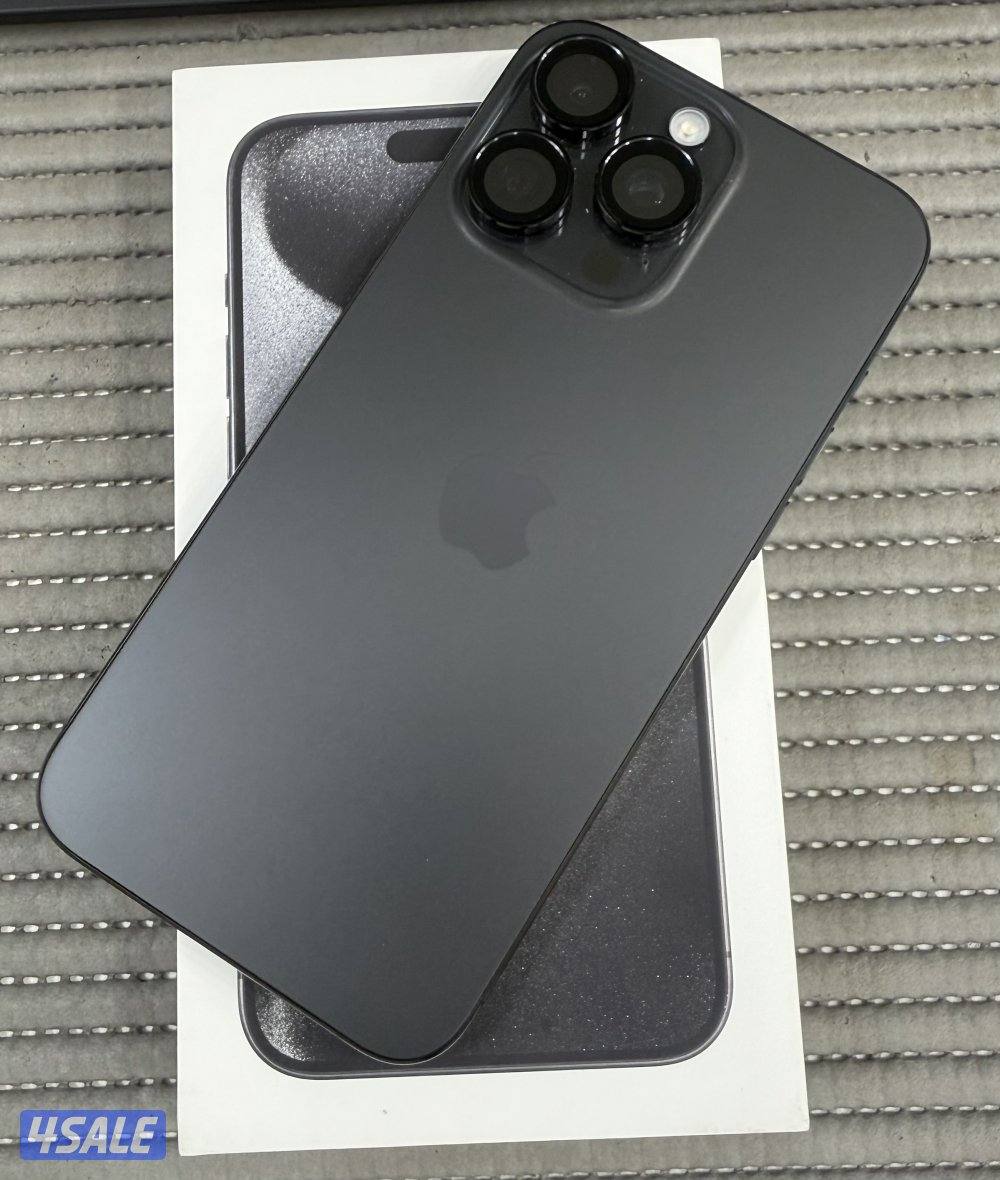 iPhone 15 Pro Max 1TB Black Titanium Used.2
